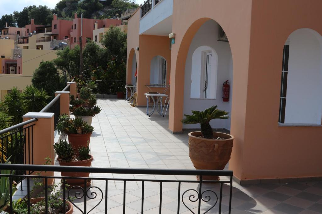 Alkion Lejlighedshotel Exopoli Eksteriør billede